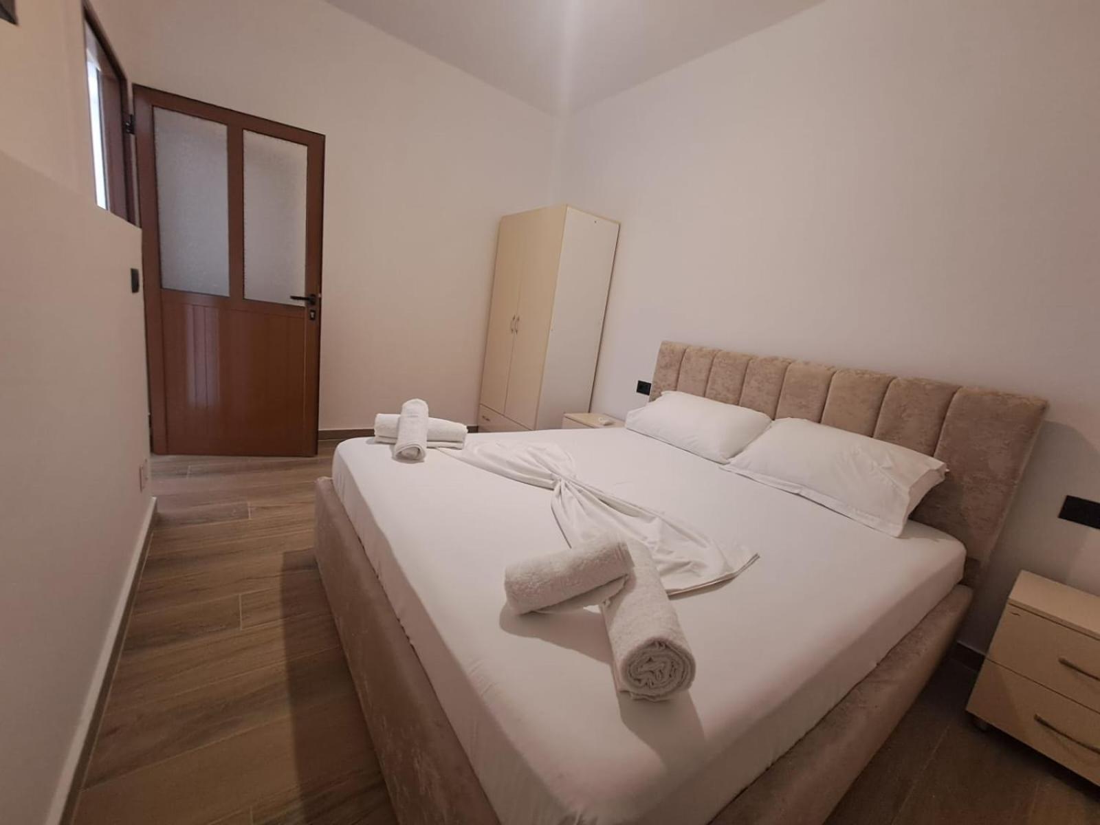 Martin Ferraj Apartament's * Vlore