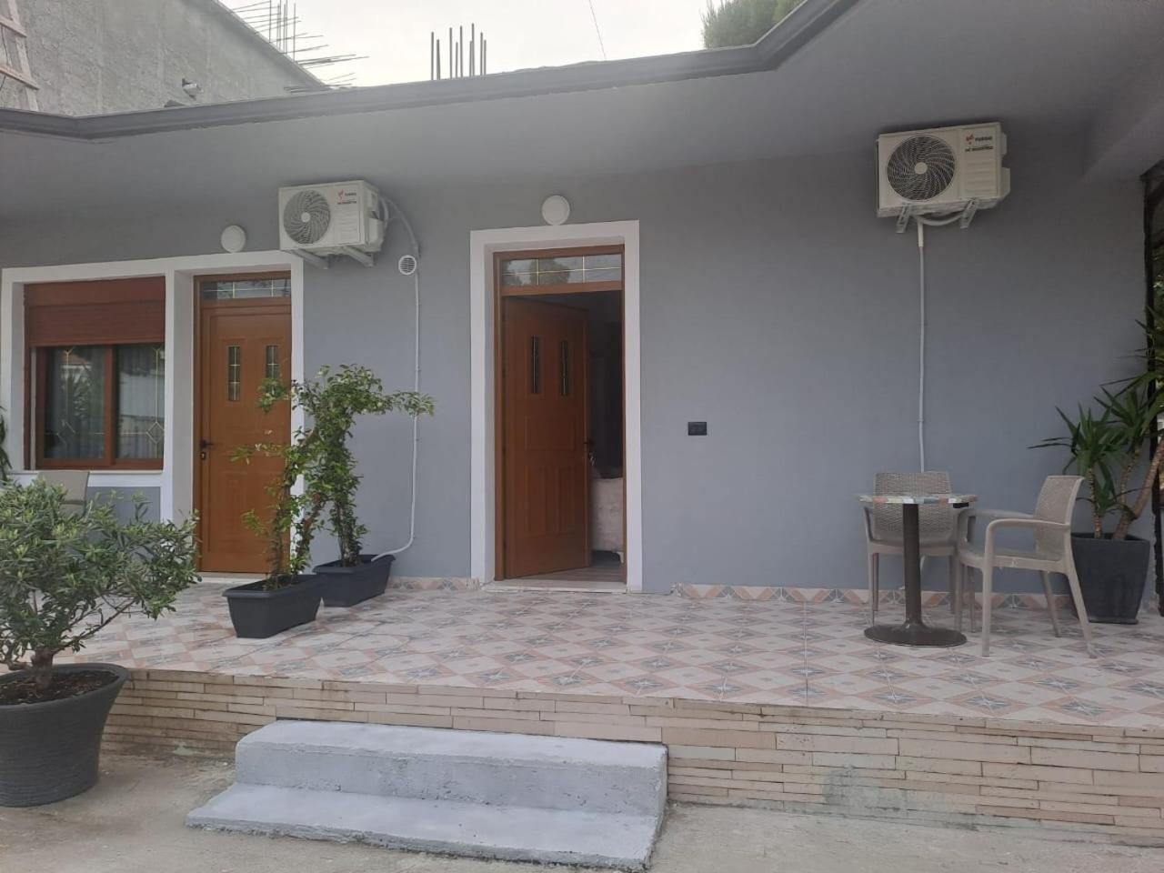 Chaleter Martin Ferraj Apartament's Vlorë